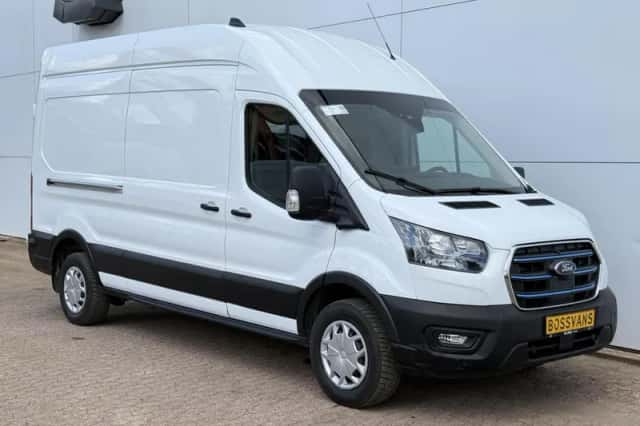 Ford E-Transit (2024) thumbnail 4