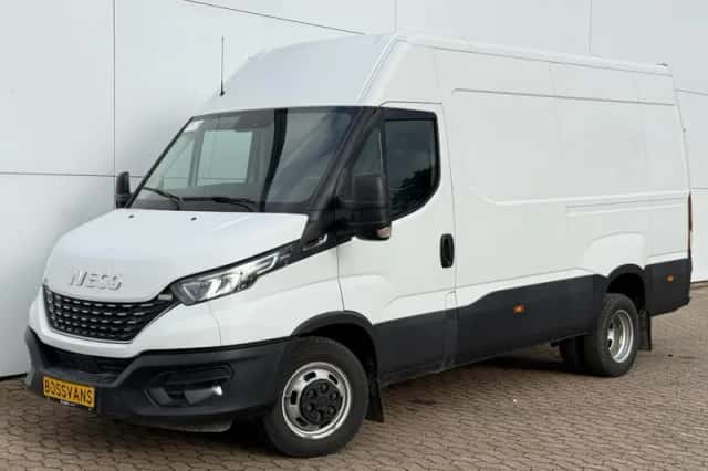 Iveco Daily (2021) thumbnail 1