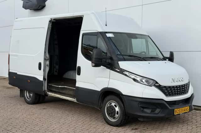 Iveco Daily (2021) thumbnail 5
