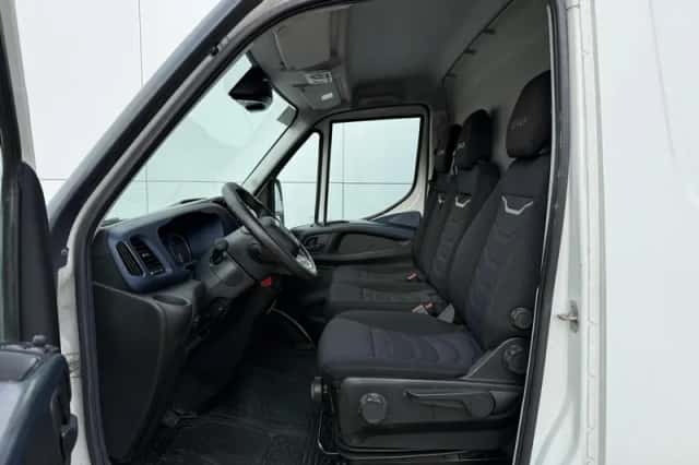Iveco Daily (2021) thumbnail 6
