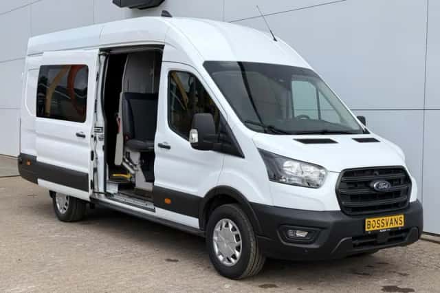 Ford Transit (2024) thumbnail 5