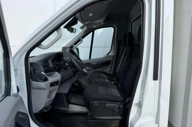 Maxus eDeliver9 (2023) thumbnail 5