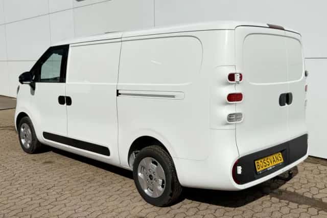 Maxus eDeliver5 (2024) thumbnail 3