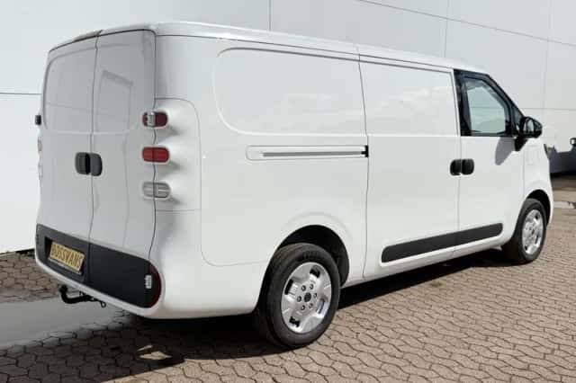 Maxus eDeliver5 (2024) thumbnail 4