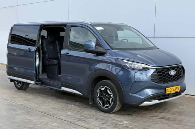 Ford Tourneo Custom (2025) thumbnail 6