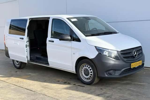 Mercedes-Benz Vito (2022) thumbnail 5