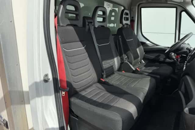 Iveco Daily (2023) thumbnail 6
