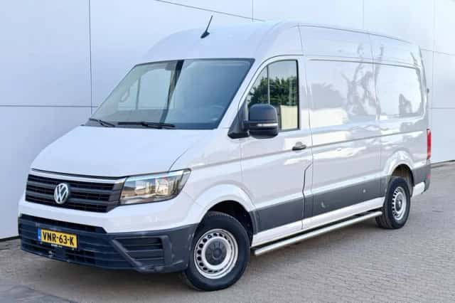 Volkswagen Crafter (2017) thumbnail 1