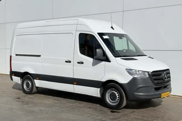 Mercedes-Benz Sprinter (2022) thumbnail 4