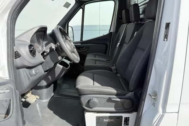 Mercedes-Benz Sprinter (2022) thumbnail 6