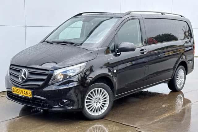 Mercedes-Benz eVito (2023) thumbnail 1
