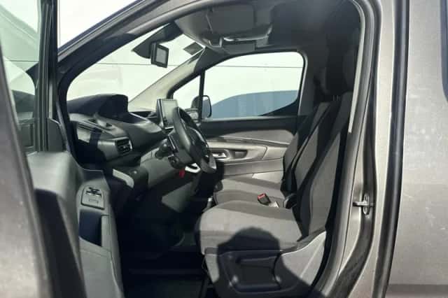 Peugeot Partner (2021) thumbnail 6