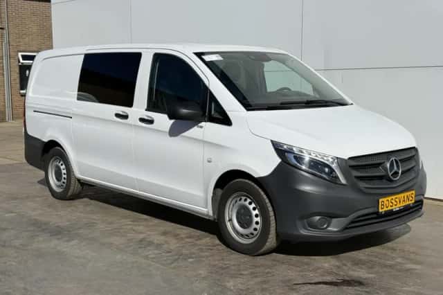 Mercedes-Benz Vito (2022) thumbnail 4
