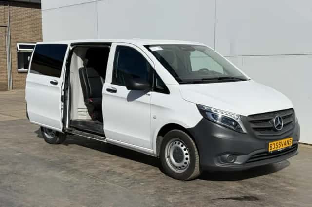 Mercedes-Benz Vito (2022) thumbnail 5