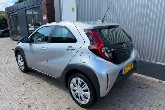 Toyota Aygo X (2023) thumbnail 3