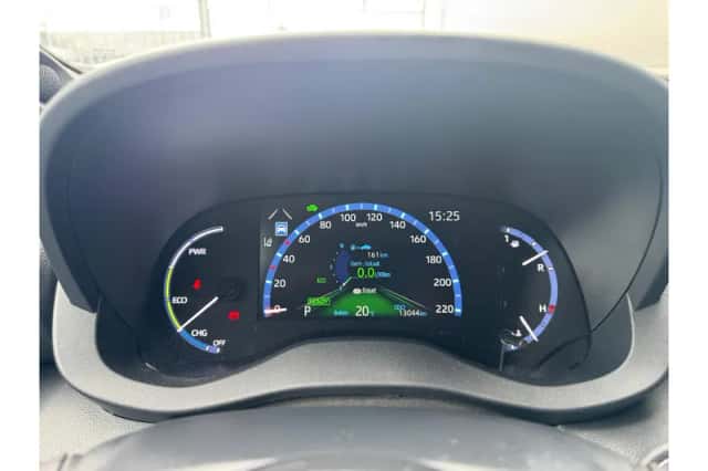 Toyota Yaris Cross (2022) thumbnail 3