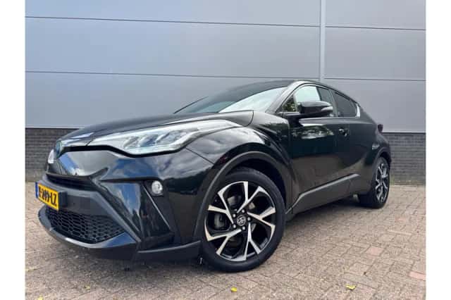 Toyota C-HR (2020) thumbnail 1