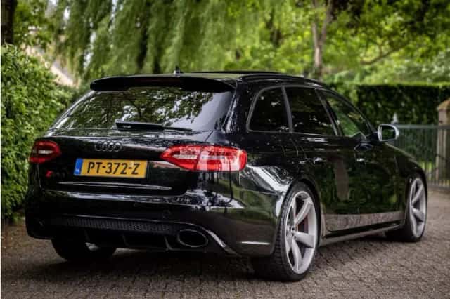 Audi A4 (2013) thumbnail 4