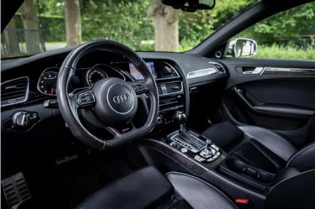 Audi A4 (2013) thumbnail 5