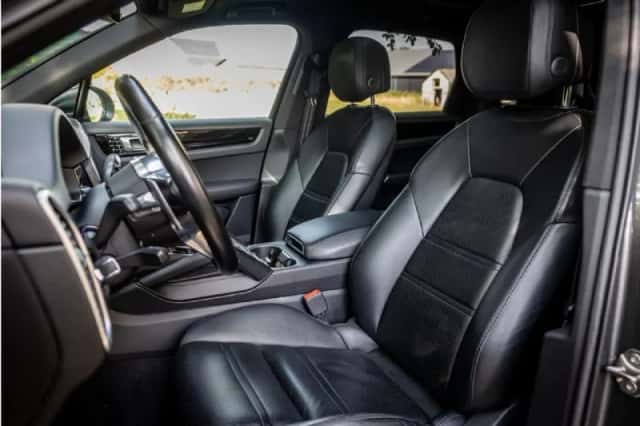 Porsche Cayenne (2019) thumbnail 6