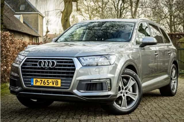 Audi Q7 (2017) thumbnail 1