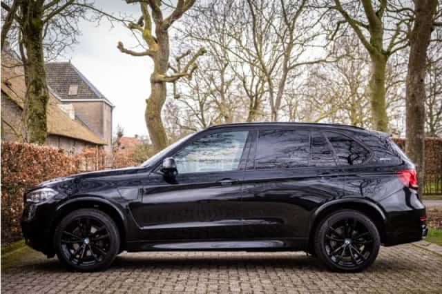 BMW X5 (2017) thumbnail 3