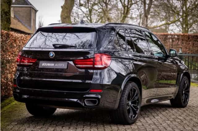 BMW X5 (2017) thumbnail 4