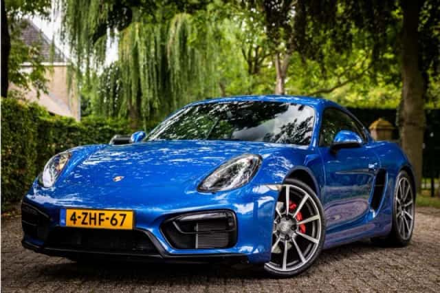 Porsche Cayman (2015) thumbnail 1