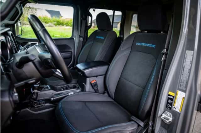 Jeep Wrangler (2022) thumbnail 6