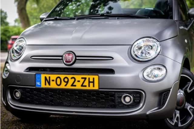 Fiat 500 (2022) thumbnail 2