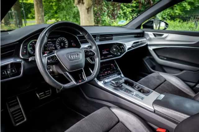 Audi A6 (2021) thumbnail 5