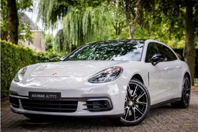 Porsche Panamera (2020) thumbnail 1