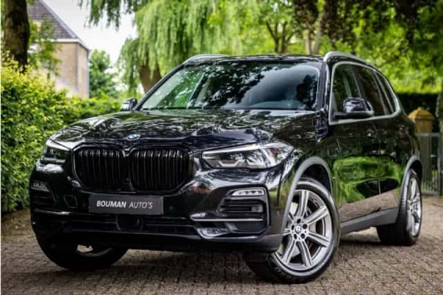 BMW X5 (2021) thumbnail 1