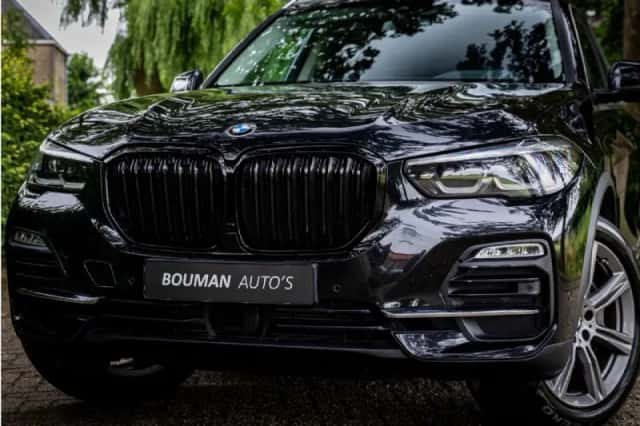 BMW X5 (2021) thumbnail 2
