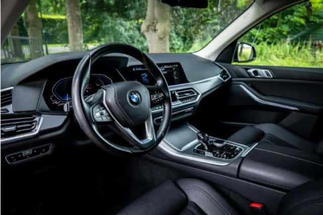 BMW X5 (2021) thumbnail 5