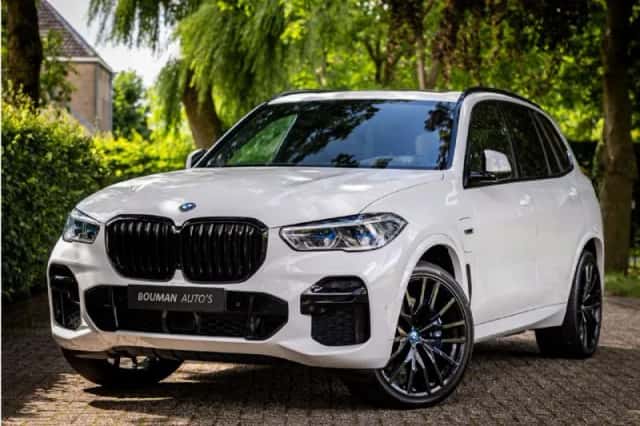 BMW X5 (2022) thumbnail 1