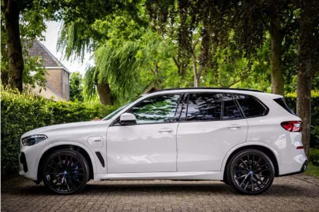 BMW X5 (2022) thumbnail 3