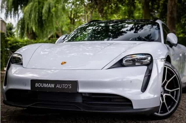 Porsche Taycan Sport Turismo (2022) thumbnail 2