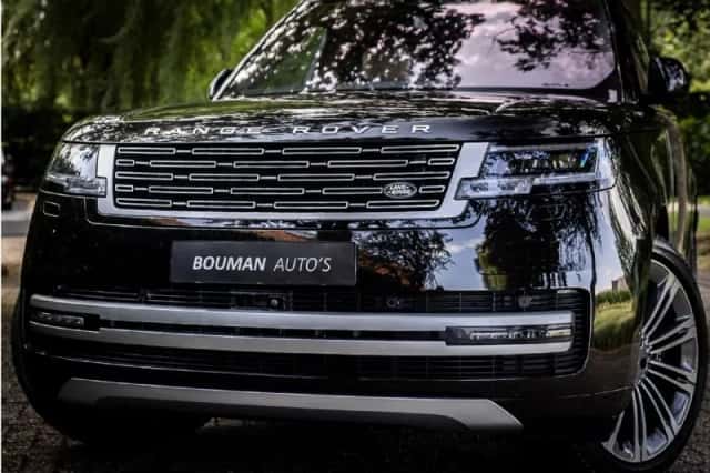 Land Rover Range Rover (2022) thumbnail 2