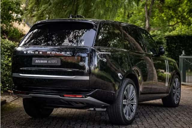 Land Rover Range Rover (2022) thumbnail 4