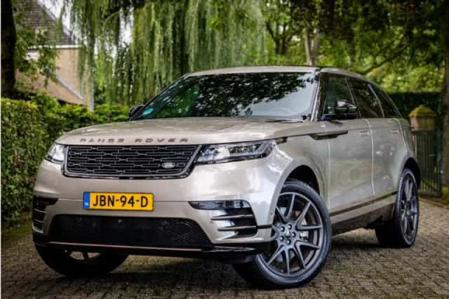 Land Rover Range Rover Velar (2025) thumbnail 1
