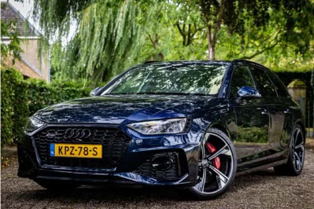 Audi A4 (2022) thumbnail 1