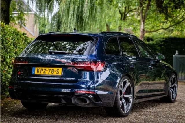 Audi A4 (2022) thumbnail 4