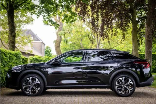 Citroën C5 X (2024) thumbnail 3