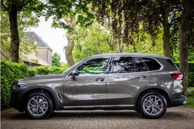 BMW X5 (2022) thumbnail 3