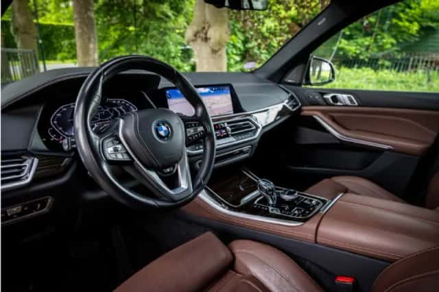 BMW X5 (2022) thumbnail 5