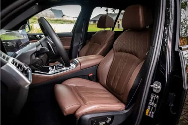BMW X5 (2023) thumbnail 6
