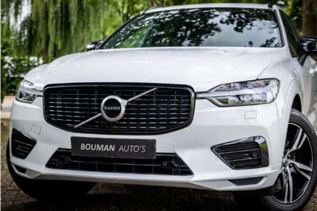 Volvo XC60 (2020) thumbnail 2