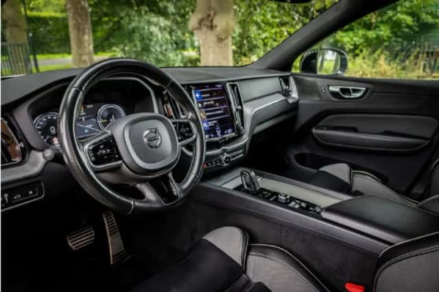 Volvo XC60 (2020) thumbnail 5