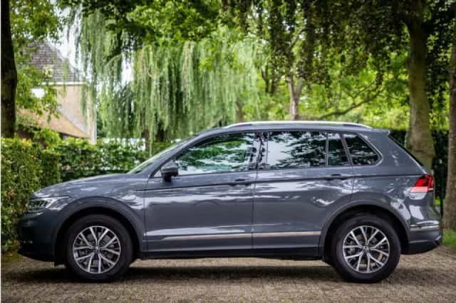 Volkswagen Tiguan (2022) thumbnail 3